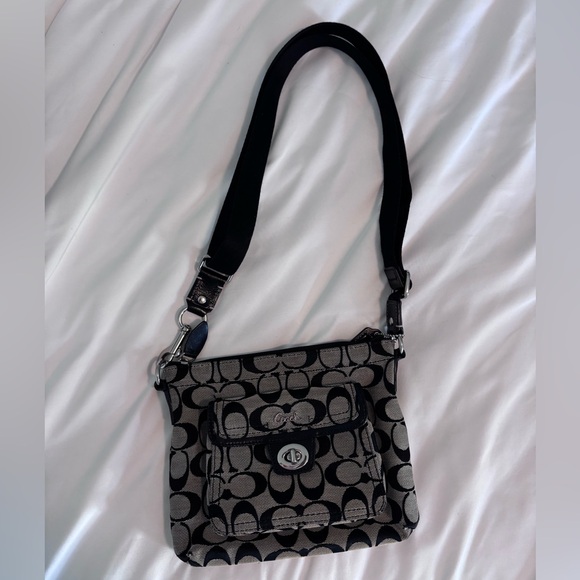 Coach Black and Tan Shoulder Bag - Picture 1 of 5